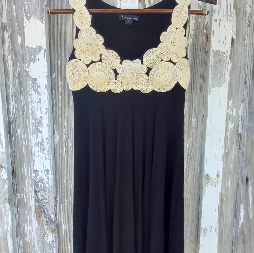 Womens dress Twentyone size small